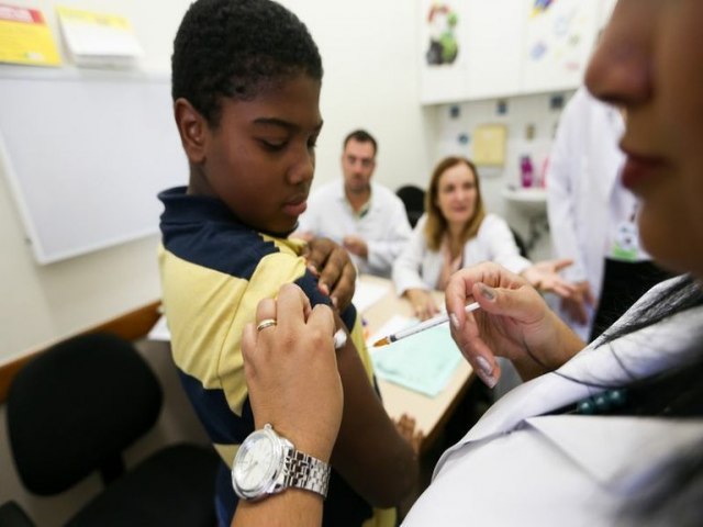 Pinda far atualizao de carteirinhas de vacinao em 11 bairros no sbado