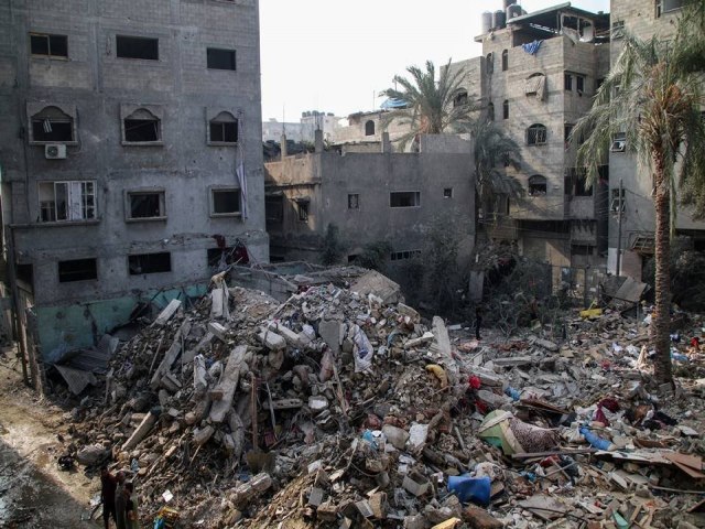 Nmeros de mortos em guerra entre Israel e Hamas sobe para 900