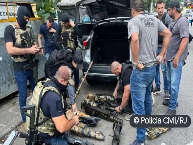 Exrcito e PM fazem operao em Guarulhos sobre furto de metralhadoras