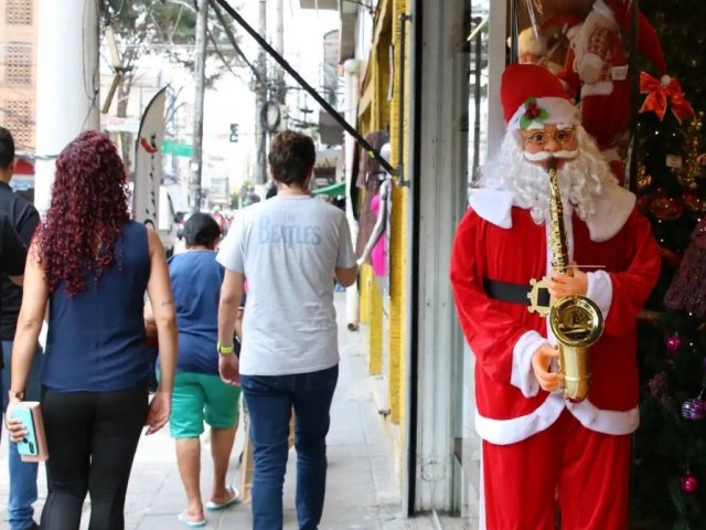 Comrcio espera vender 8% a mais no Natal na RMVale