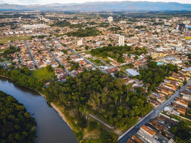 Prefeitura de Pinda injeta R$ 20 milhes na economia com antecipao da segunda parcela do 13 e pagamento da folha