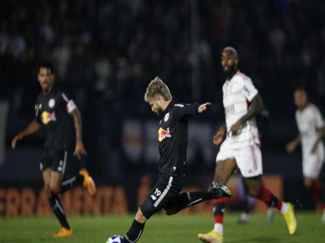 Ainda sonhando com ttulo, Fla e Bragantino se enfrentam no Maracan