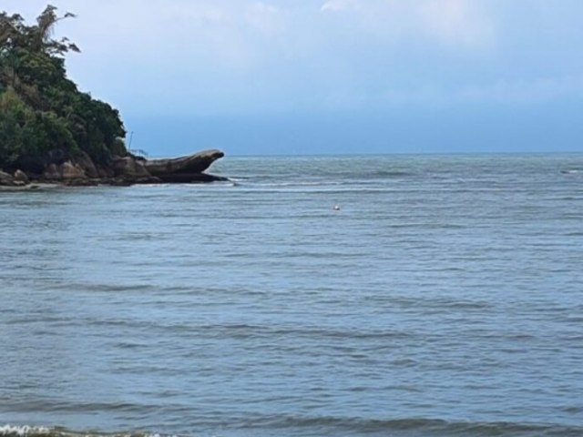 Litoral Norte tem 17 praias imprprias pra banho