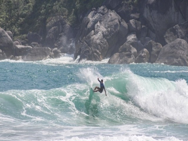 Em Ilhabela, praia do Bonete ser palco de campeonato de surf no fim de semana