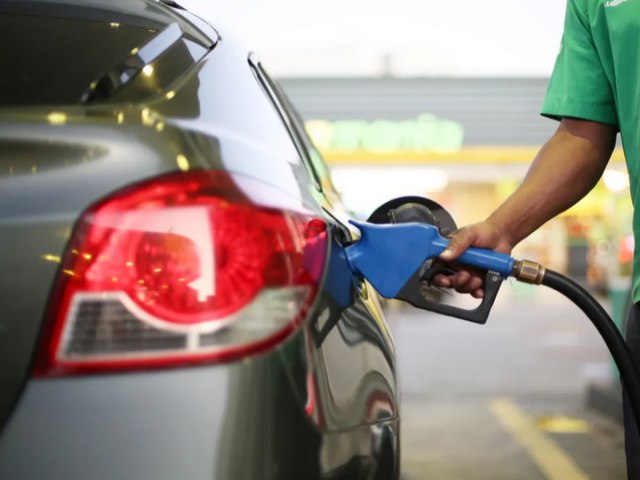 Preo da gasolina e do diesel sobem nesta quinta com novo ICMS