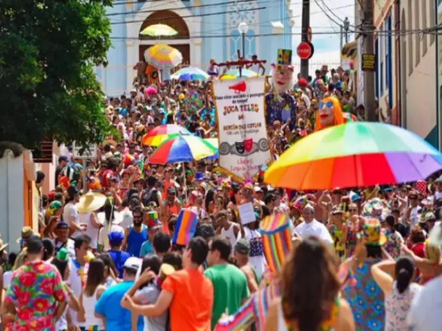 Aps 4 anos, Carnaval de So Luiz do Paraitinga arrasta milhares de pessoas para folia