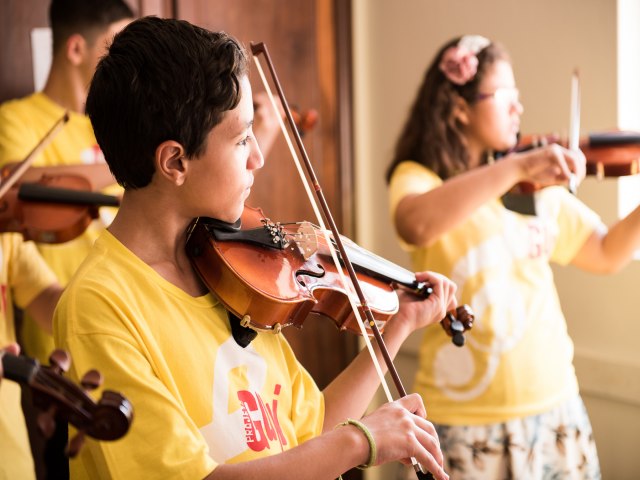 Projeto Guri tem mais de 4 mil vagas em cursos de educao musical na regio