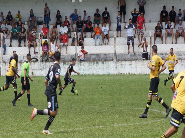 Campeonatos Snior 40 e 55 e Copa Regional movimentam os gramados de Pinda