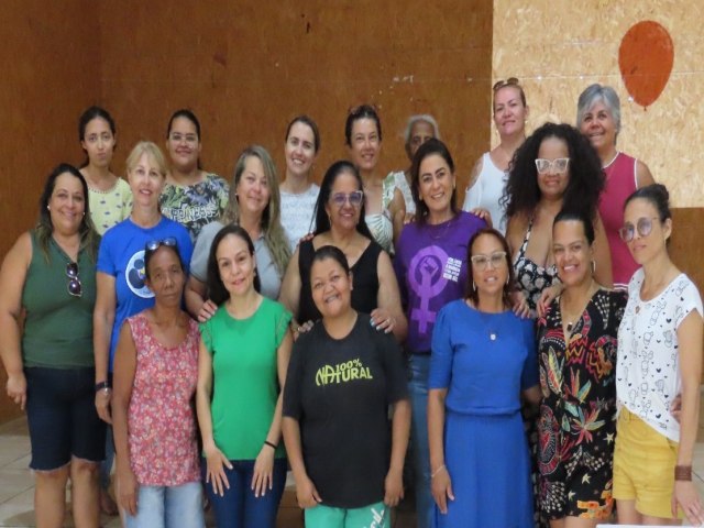 Prefeitura de Pinda, Sebrae e ACIP promovem oficina motivacional para mulheres