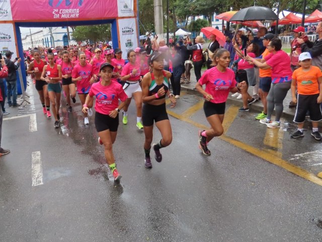 II Corrida da Mulher em Pinda rene mais de 500 corredoras no fim de semana