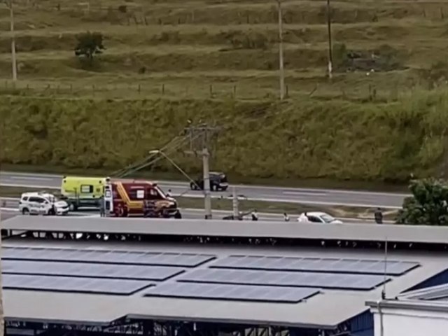 Homem  atropelado na rodovia dos Tamoios, em So Jos