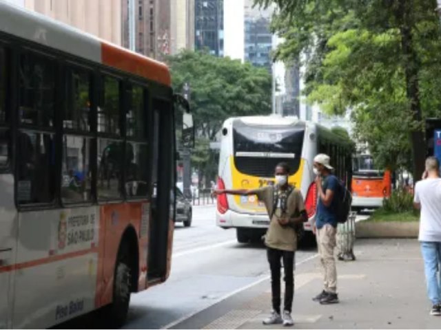 Greve de nibus em So Paulo: sindicato aprova paralisao na prxima sexta-feira (7)