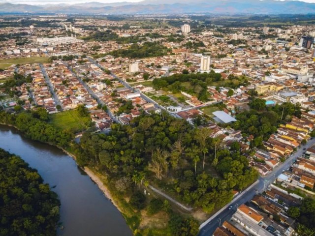 Instalao de centro logstico da Minalba vai gerar 200 empregos em Pinda