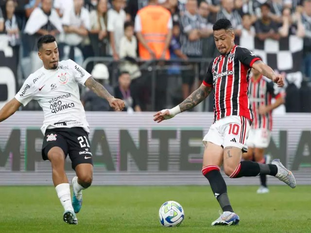 Corinthians e So Paulo empatam em clssico com quatro gols