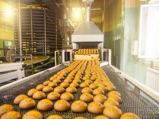 Indstria de alimentos  a que mais emprega no Brasil, diz IBGE