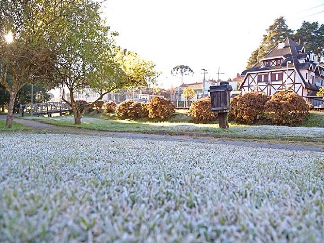 Campos do Jordo registra novo recorde de frio do ano com -4,1C