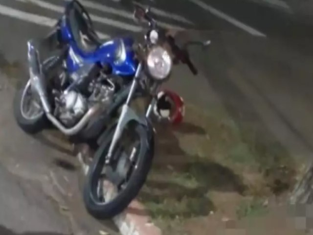 Homem morre em acidente de moto na zona sul de So Jos