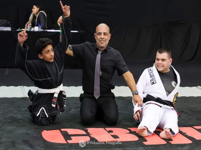 Paratleta de Pinda conquista ouro no Pan-Americano de Jiu-jitsu