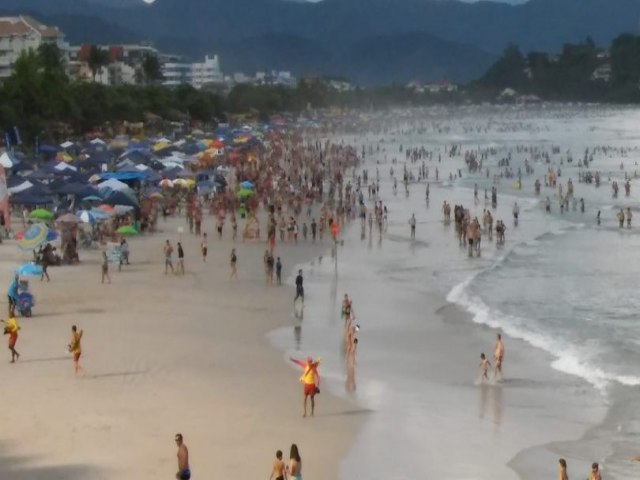 Turista morre afogado na Praia Grande, em Ubatuba