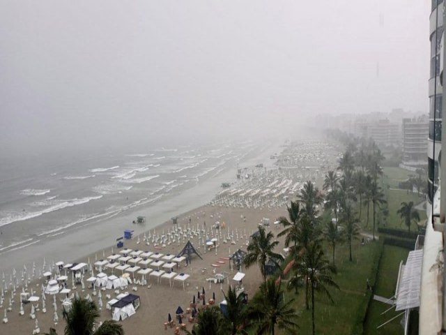 Defesa Civil do Estado alerta para chuvas intensas e fortes rajadas de vento no Litoral Norte