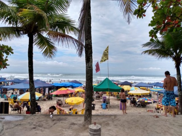 Prefeitura de Ubatuba organiza Plano de fiscalizao nas Praias para temporada de vero 2024/2025