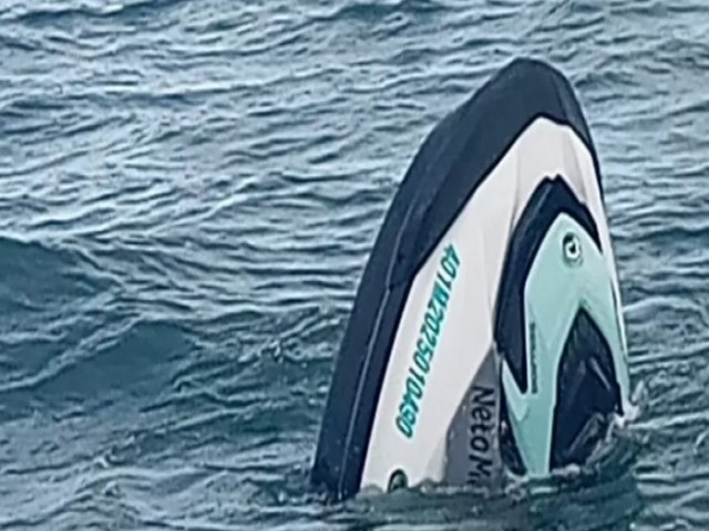 Moto aqu�tica de casal desaparecido em Ilhabela � encontrada em alto-mar; buscas continuam