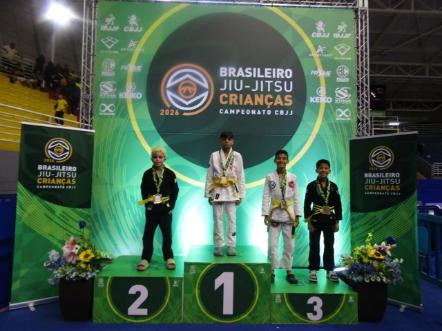 Pinda � vice no maior campeonato infantil de jiu-jitsu do mundo