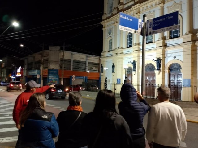 Walking Tour celebra 321 anos de Pinda com passeio por locais hist�ricos da cidade, nesta quinta-feira (16)