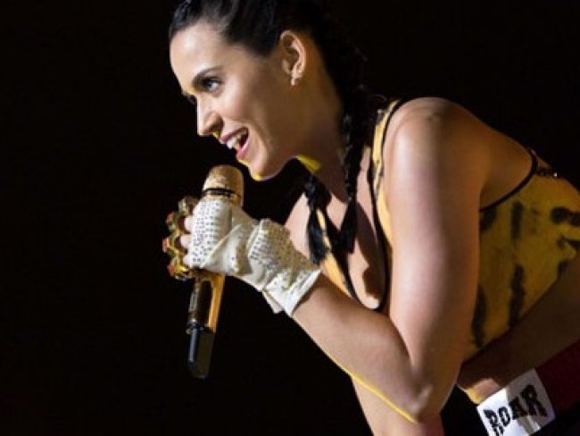 Katy Perry diz que conversou com Deus antes de sua apresentao no Super Bowl: Estou com voc 