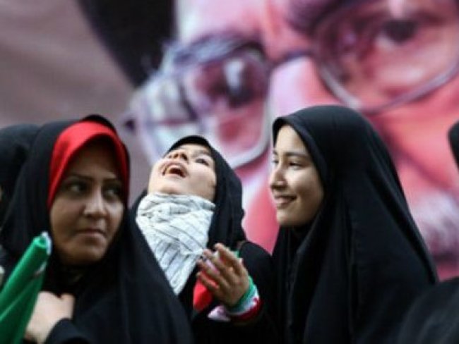 Iranianas buscam na himenoplastia a restauraração da virgindade