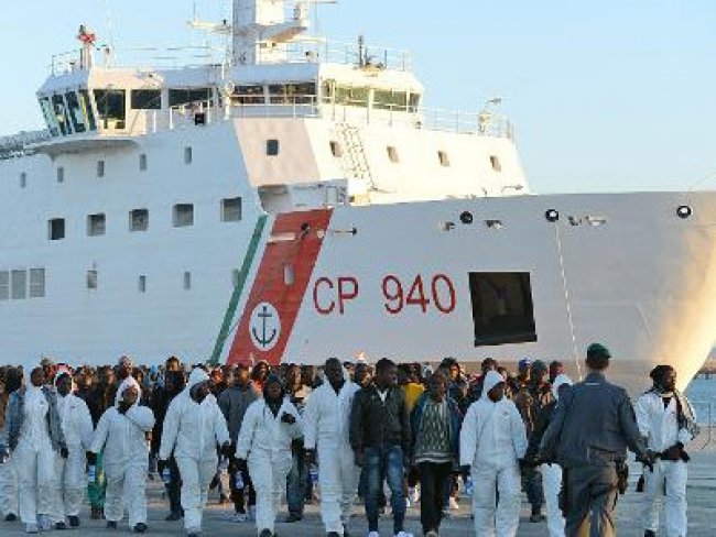 Morte de mais de 40 imigrantes no Meditarrneo