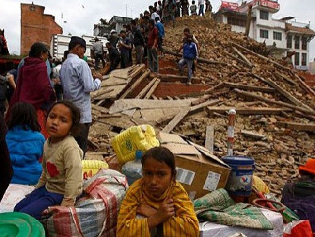 Terremoto afetou 8 milhões, mais de um quarto da população do Nepal